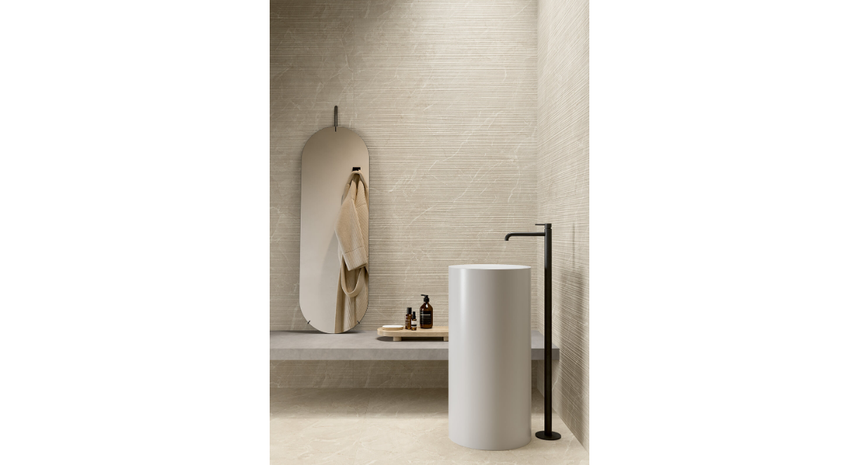 Bagno-gres-effetto-pietra_Ceramiche-Coem_Medicea_Avorio-604x1208_Deco-Rriga-Avorio-604x1208-1