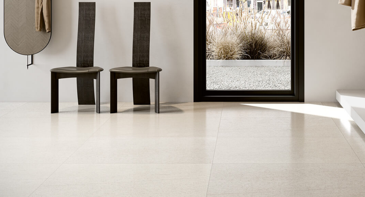 pavimento-gres-porcellanato-effetto-pietra_Ceramiche-Coem_Remixed_Ivory-604x1208_Mosaico-Regoli-Warm-Grey