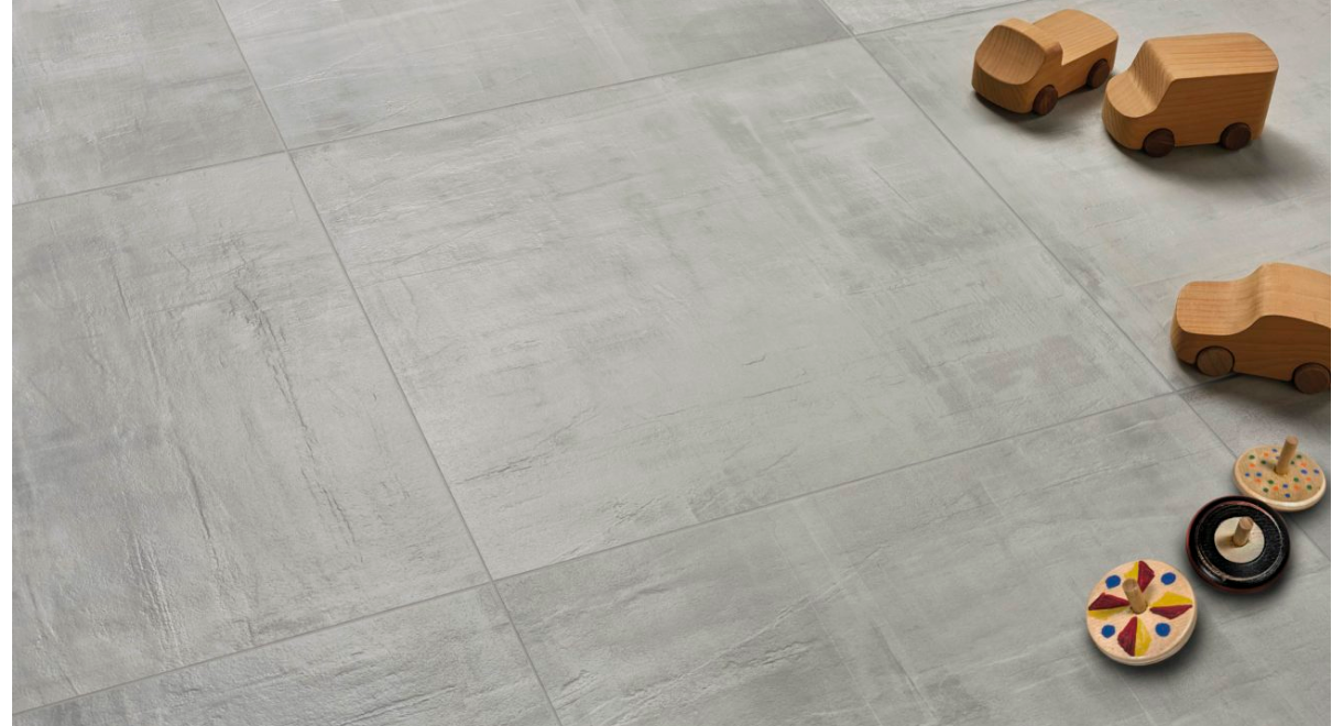 still_deva_grigio_60-1300x920