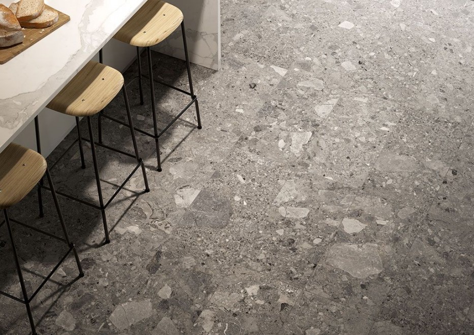 pavimenti-per-interni_Ceramica-Fioranese_Frammenta_Grigio-Scuro-302x604